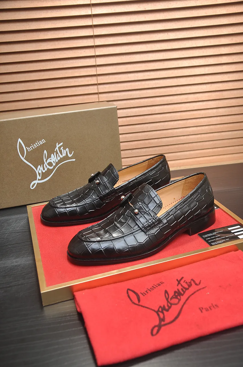 Men's shoes 💰620💶 [Chrstian Loubotin] Red-soled shoes 💋Original mold opening, the highest version on the market, purely handmade ➕Imported cowhide uppers, first-layer water-dyed cowhide lining! Original EU high-gloss outsole. 38 to 45 (45 customized)